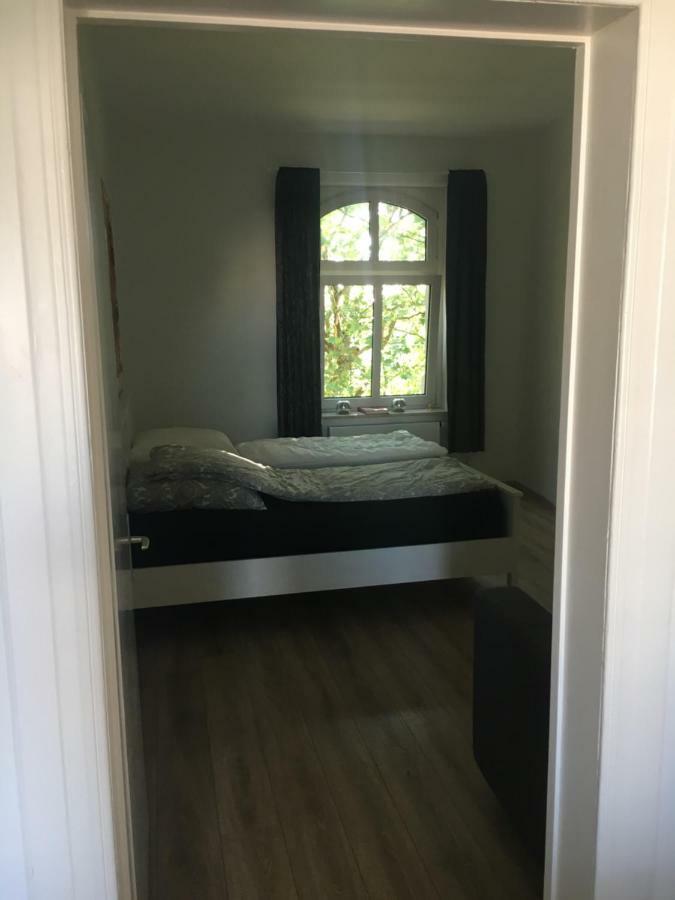 Schoene 3-Zimmer Wohnung Im Herzen Von Wuppertal Luaran gambar